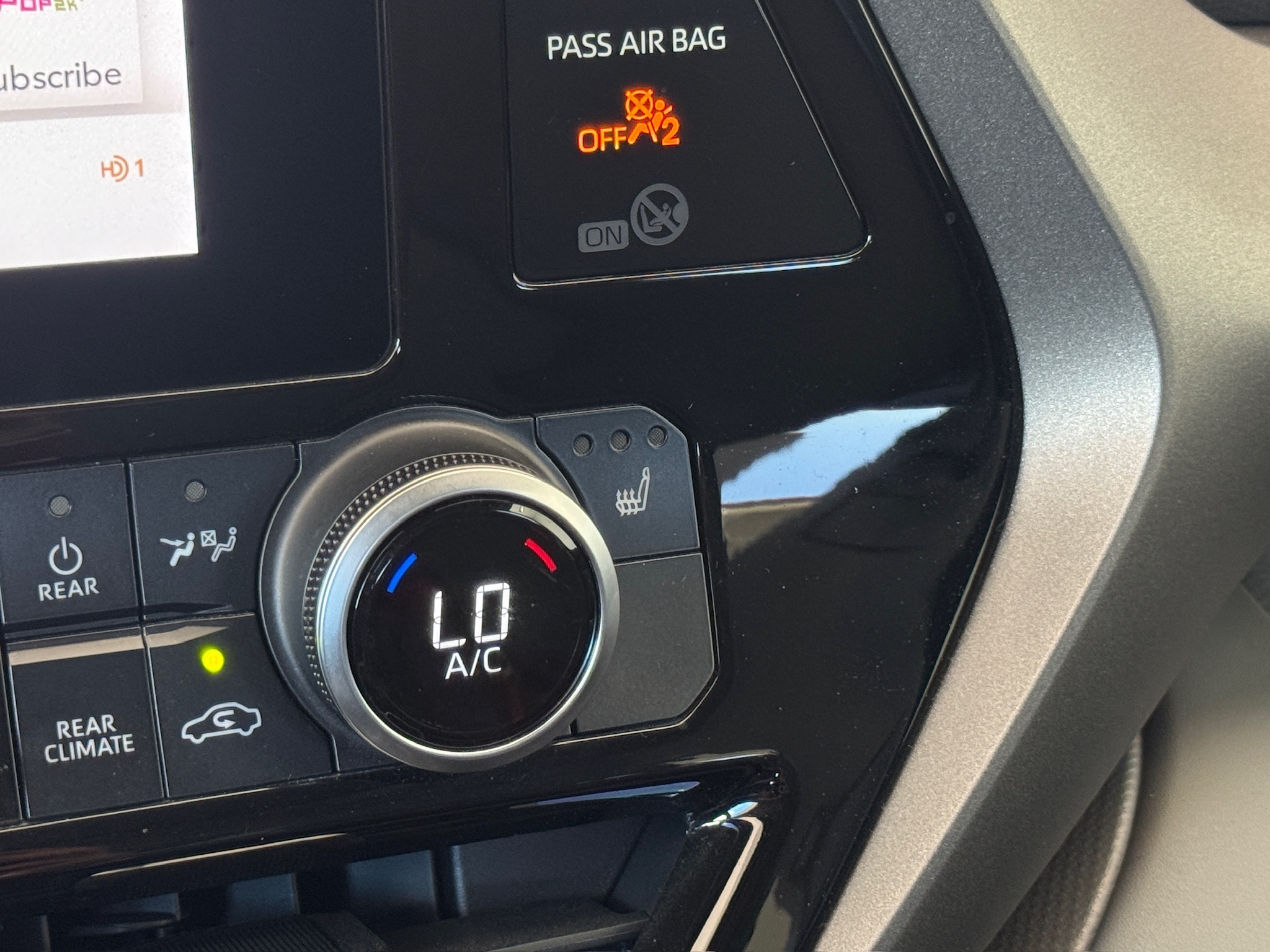 2023 Toyota Highlander XLE Beige at Gullo Toyota