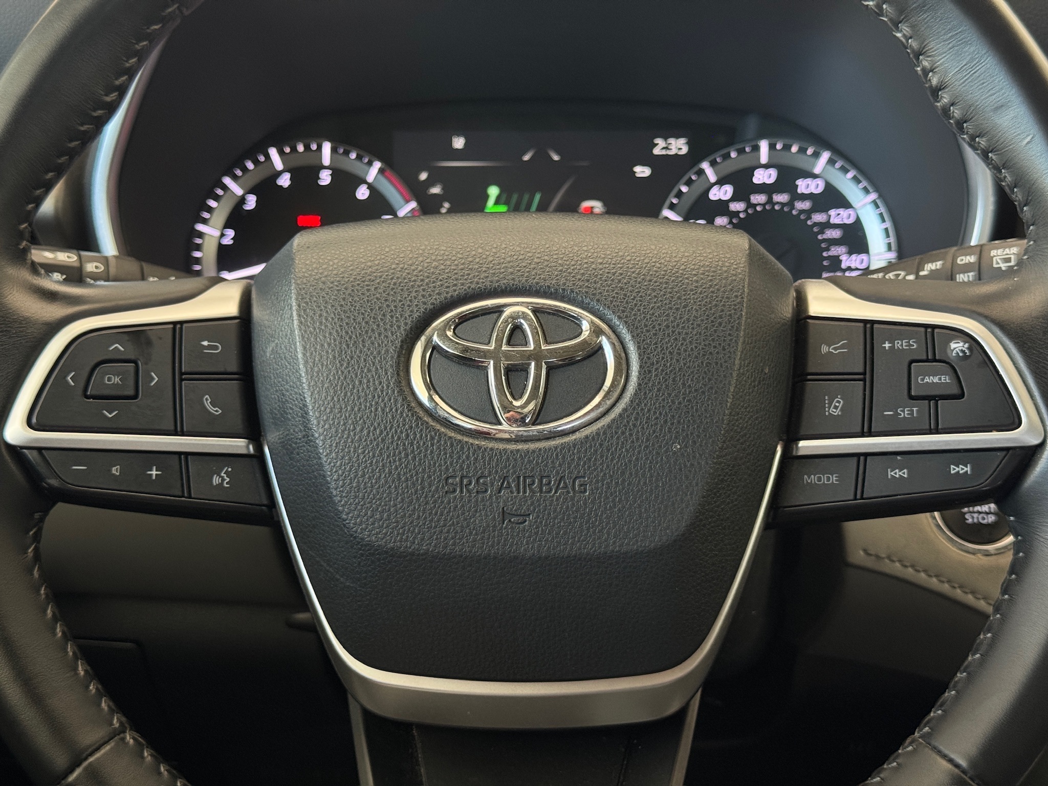 2023 Toyota Highlander XLE Beige at Gullo Toyota