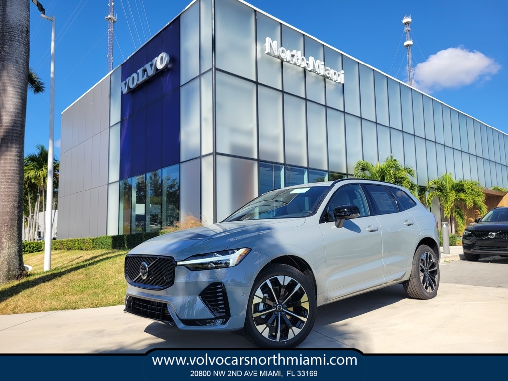 2026 Volvo XC60 Plus's photo