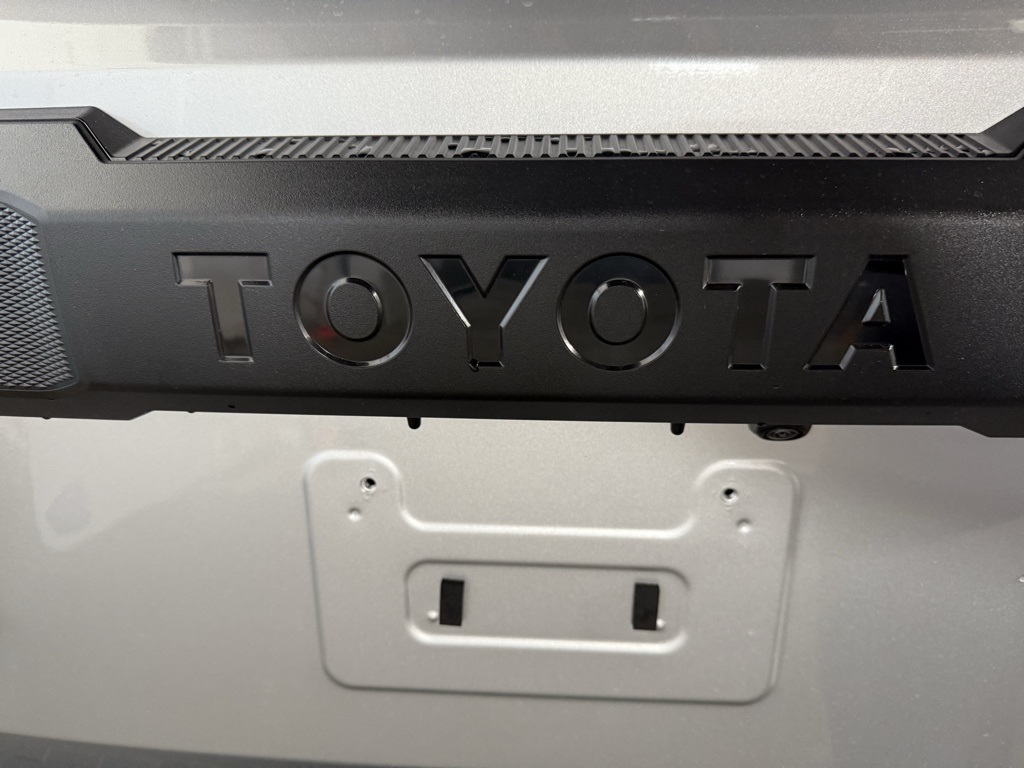 Thumbnail: 2025 Toyota 4Runner - 18