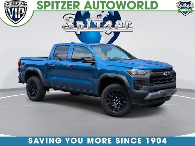 Glacier Blue Metallic 2023 Chevrolet Colorado Pickup Truck Four-Wheel Drive 8-Speed Automatic