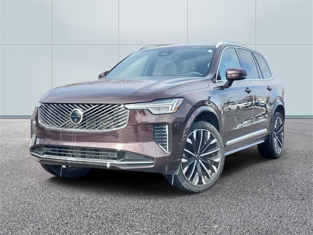 2026 Volvo XC90 B5 Plus 7-Passenger AWD