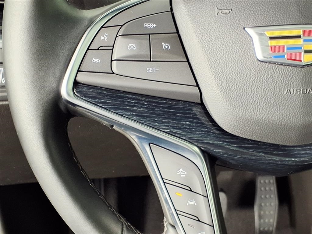 2025 Cadillac XT5 Premium Luxury - 9