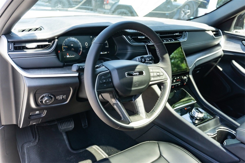 New Car 2025 Jeep Grand Cherokee  Limited For Sale Under $40,000 In San Marcos, Texas