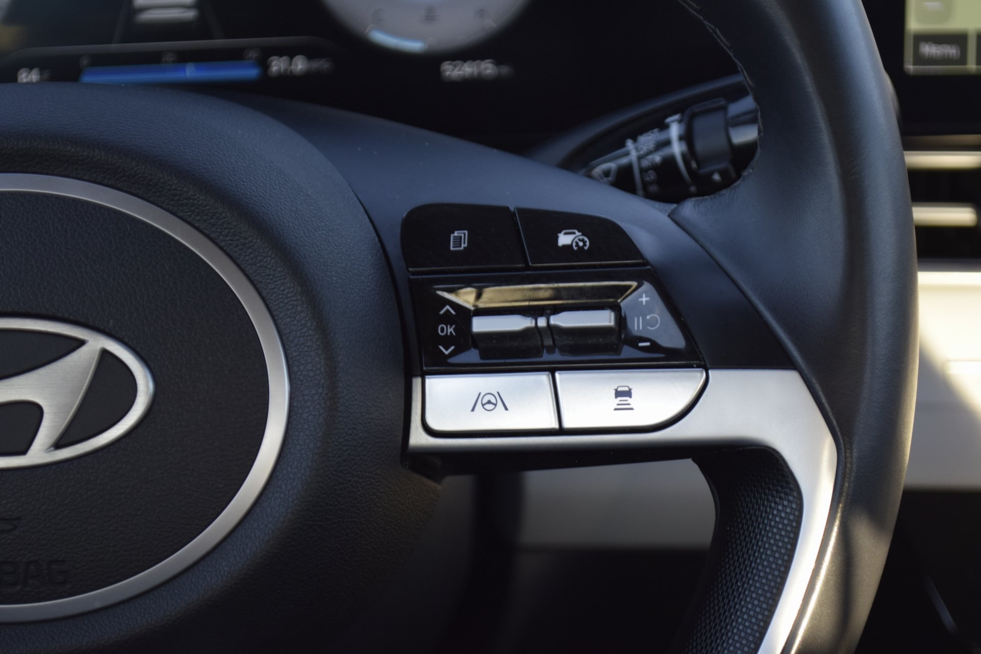 2024 Hyundai Elantra Limited Gray at Bayshore Chrysler Jeep Dodge Ram