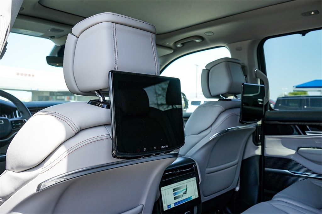 New Car 2024 Jeep Grand Wagoneer  Utility Base Four Wheel Drive For Sale Under $90,000 In San Marcos, Texas