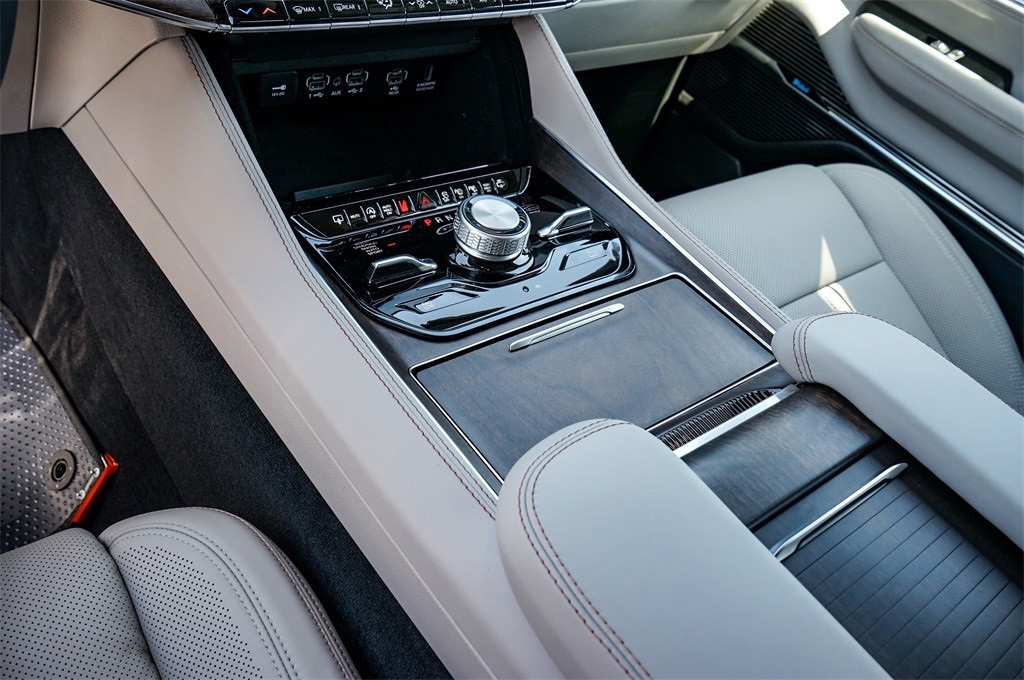 New Car 2024 Jeep Grand Wagoneer  Utility Base Four Wheel Drive For Sale Under $90,000 In San Marcos, Texas