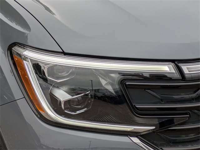 2025 Volkswagen Atlas Cross Sport 2.0T SEL Premium R-Line  at Stokes Volkswagen