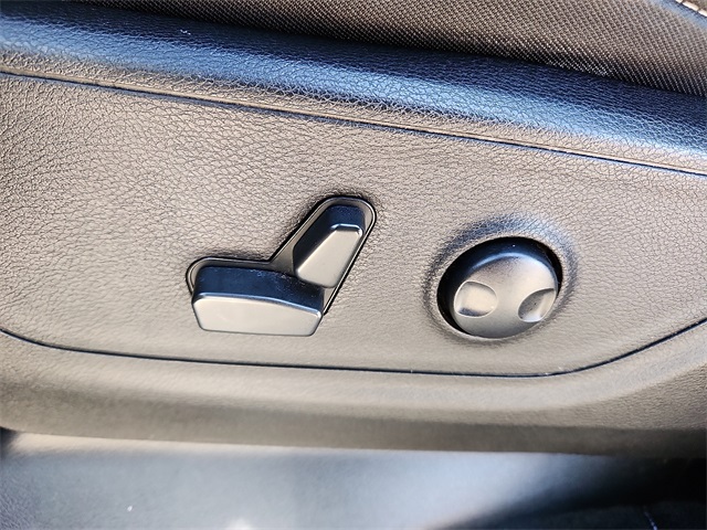 Used Car 2022 Ram 1500  Big Horn/lone Star For Sale Under $30,000 In Plainview, Texas