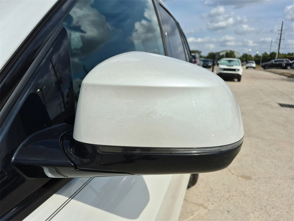 2022 BMW X5 sDrive40i White at Bayway Chrysler Dodge Jeep Ram