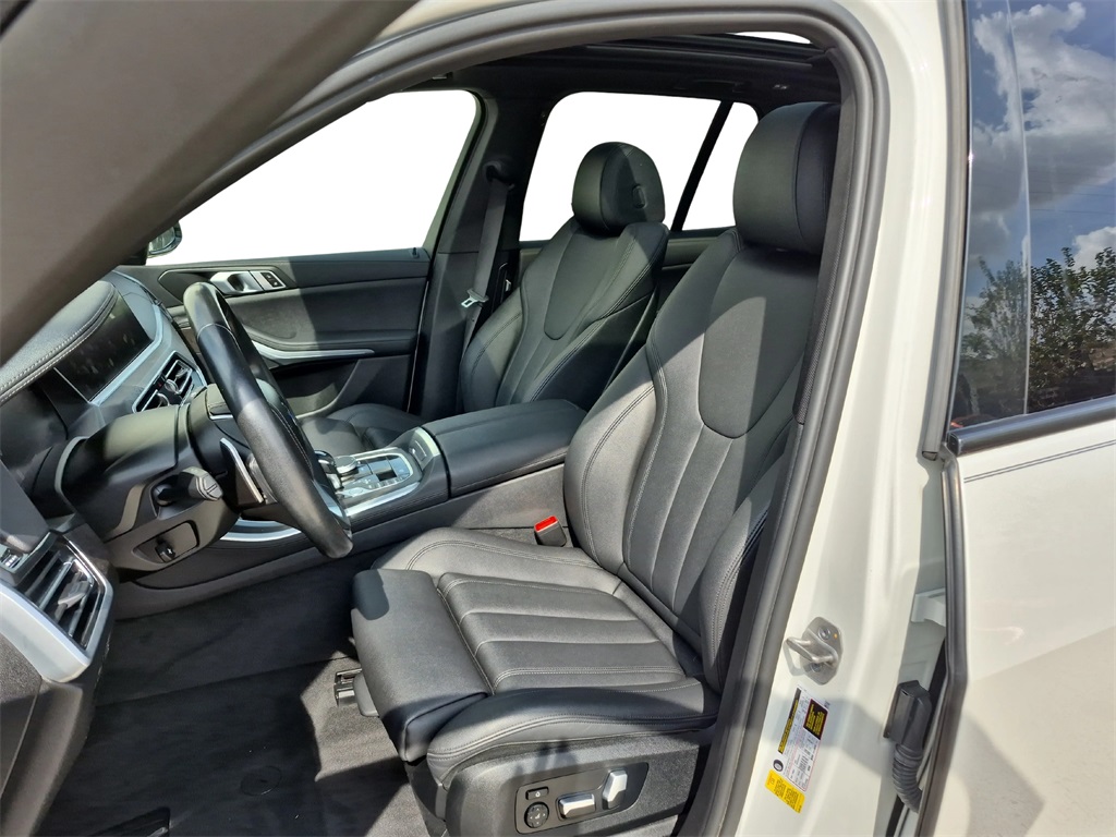 2022 BMW X5 sDrive40i White at Bayway Chrysler Dodge Jeep Ram