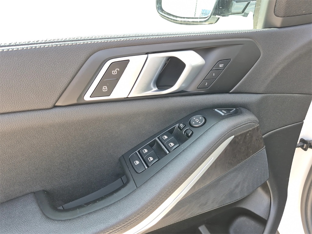 2022 BMW X5 sDrive40i White at Bayway Chrysler Dodge Jeep Ram