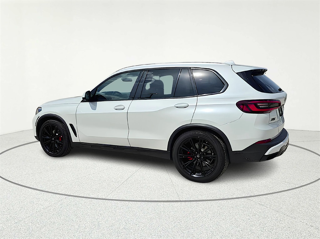 2022 BMW X5 sDrive40i White at Bayway Chrysler Dodge Jeep Ram