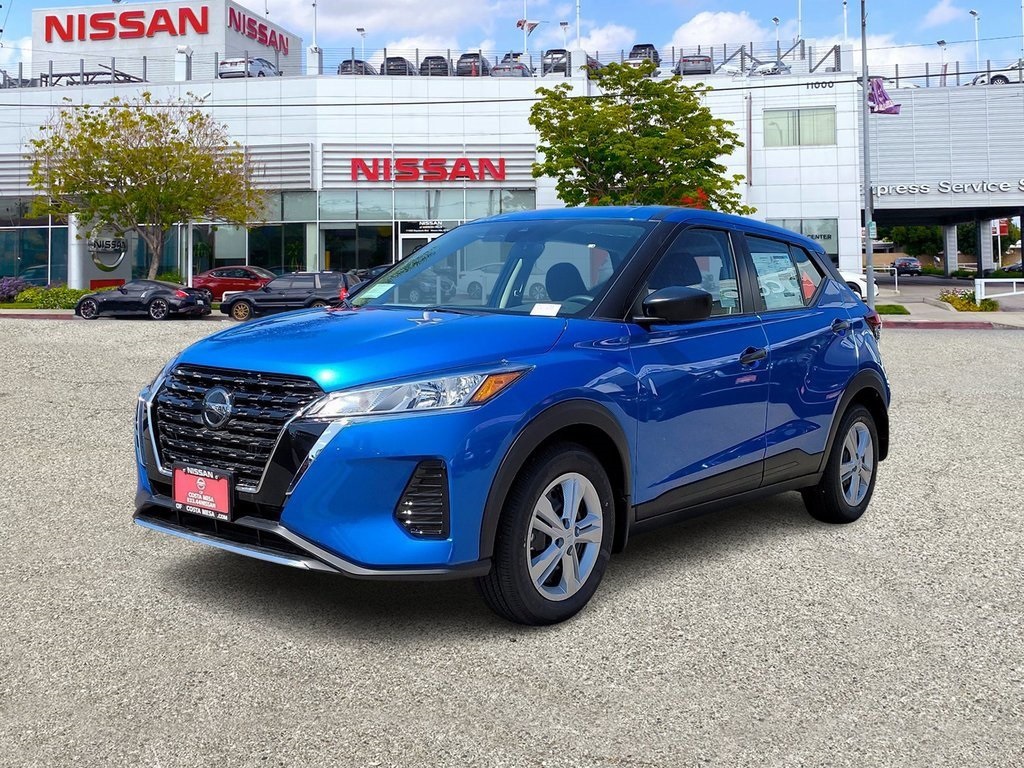 2025 Nissan Kicks Play S