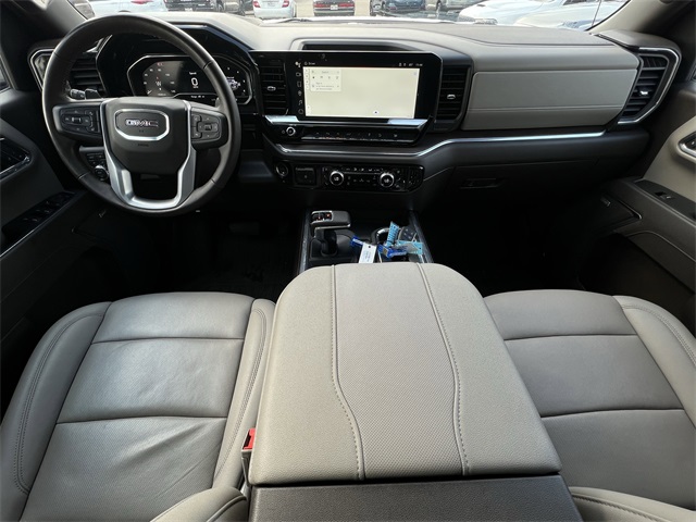 2025 GMC Sierra 1500 SLT - 7