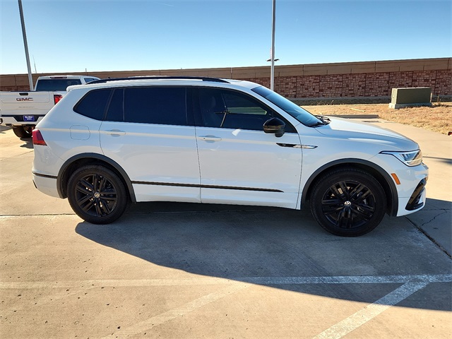 Used Car 2022 Volkswagen Tiguan  2.0t Se R-line Black For Sale Under $25,000 In Plainview, Texas