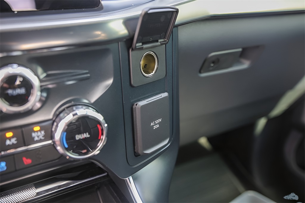 Used Car 2025 Ford F-150  Raptor For Sale Under $90,000 In Austin, Texas