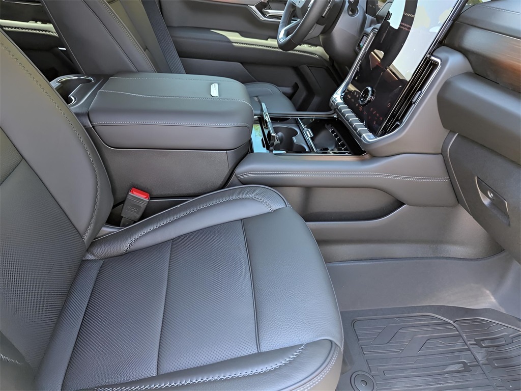 New Car 2025 Gmc Yukon Xl  Denali For Sale Under $100,000 In Austin, Texas