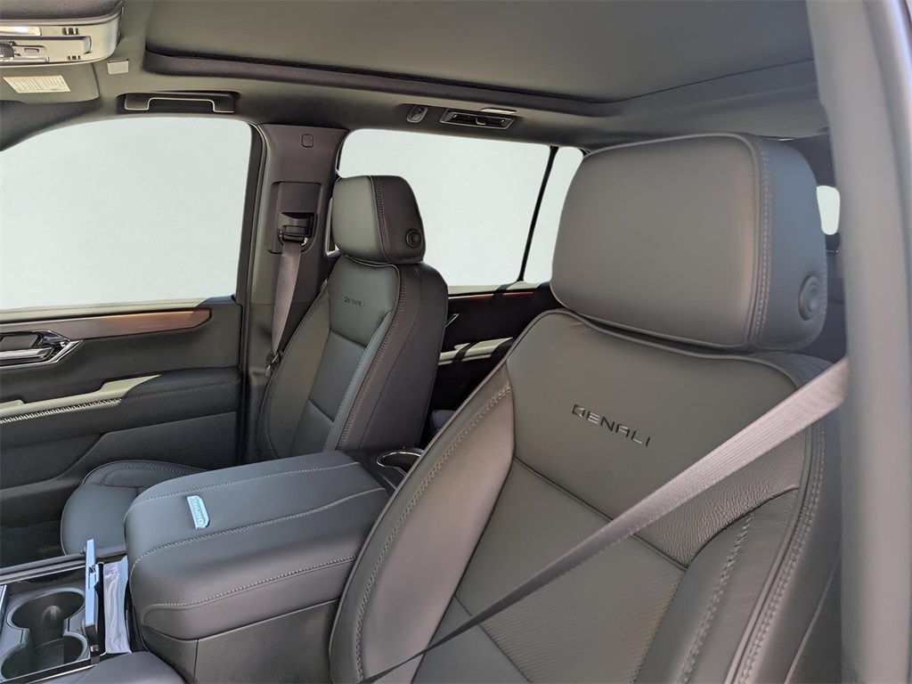New Car 2025 Gmc Yukon Xl  Denali For Sale Under $100,000 In Austin, Texas