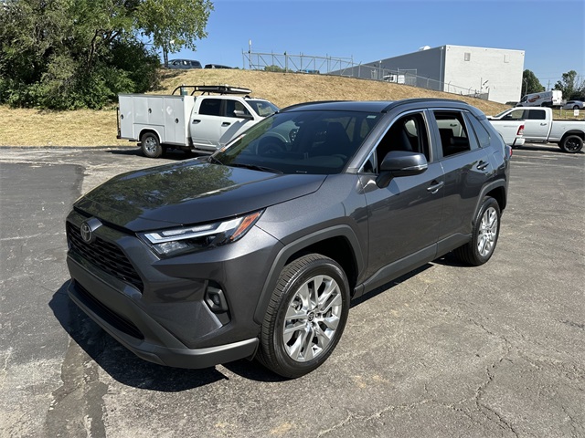 Used 2024 Toyota RAV4 XLE Premium with VIN 2T3A1RFV2RC487754 for sale in Kansas City
