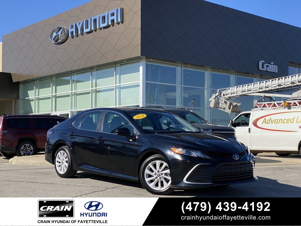 2024 Toyota Camry LE FWD