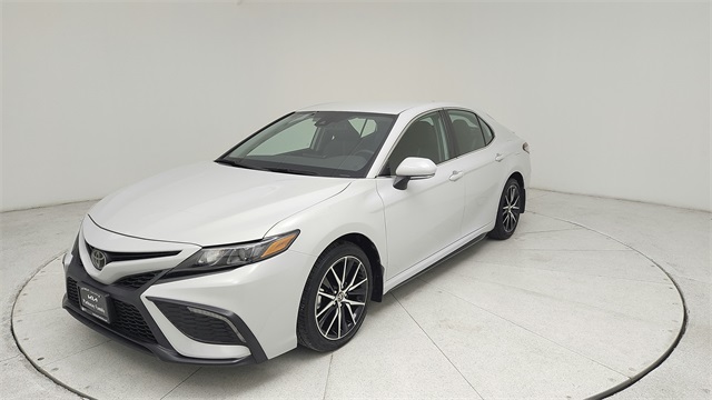 2023 Toyota Camry SE - 0