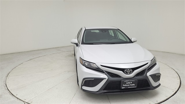 2023 Toyota Camry SE - 1