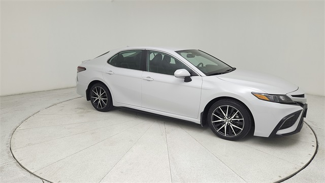 2023 Toyota Camry SE - 2