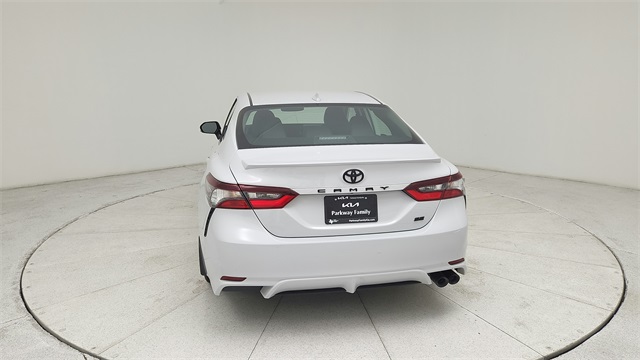 2023 Toyota Camry SE - 5