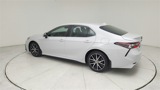 2023 Toyota Camry SE - 6