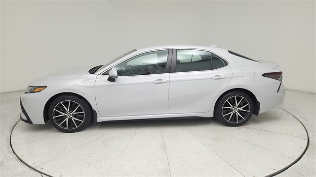 2023 Toyota Camry SE - 7
