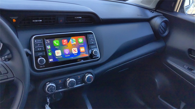 2025 Nissan Kicks Play