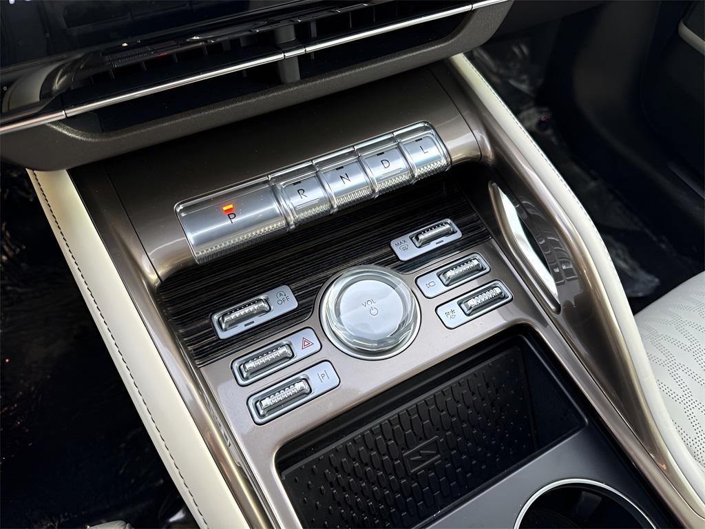 2024 Lincoln Nautilus