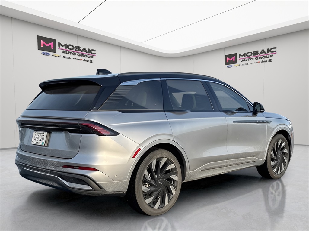 2024 Lincoln Nautilus