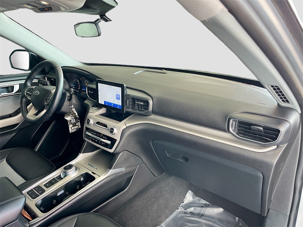 2023 Ford Explorer XLT Silver at Tom Peacock Cadillac