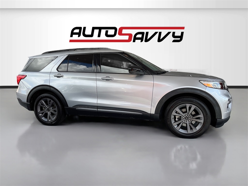 2023 Ford Explorer XLT Silver at Tom Peacock Cadillac