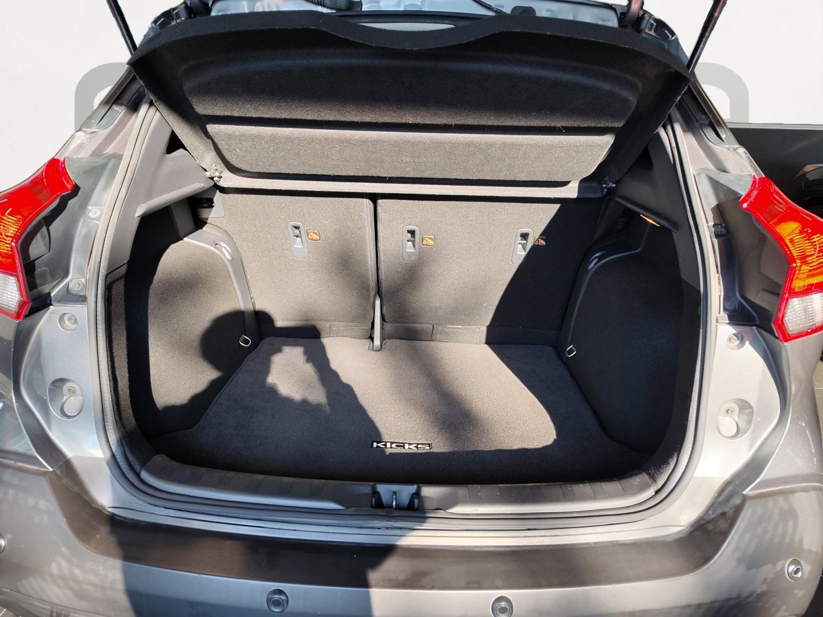 Used Car 2020 Nissan Kicks  Sv For Sale Under $20,000 In San Antonio, Texas