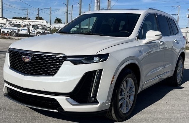 2024 Cadillac XT6 Luxury FWD