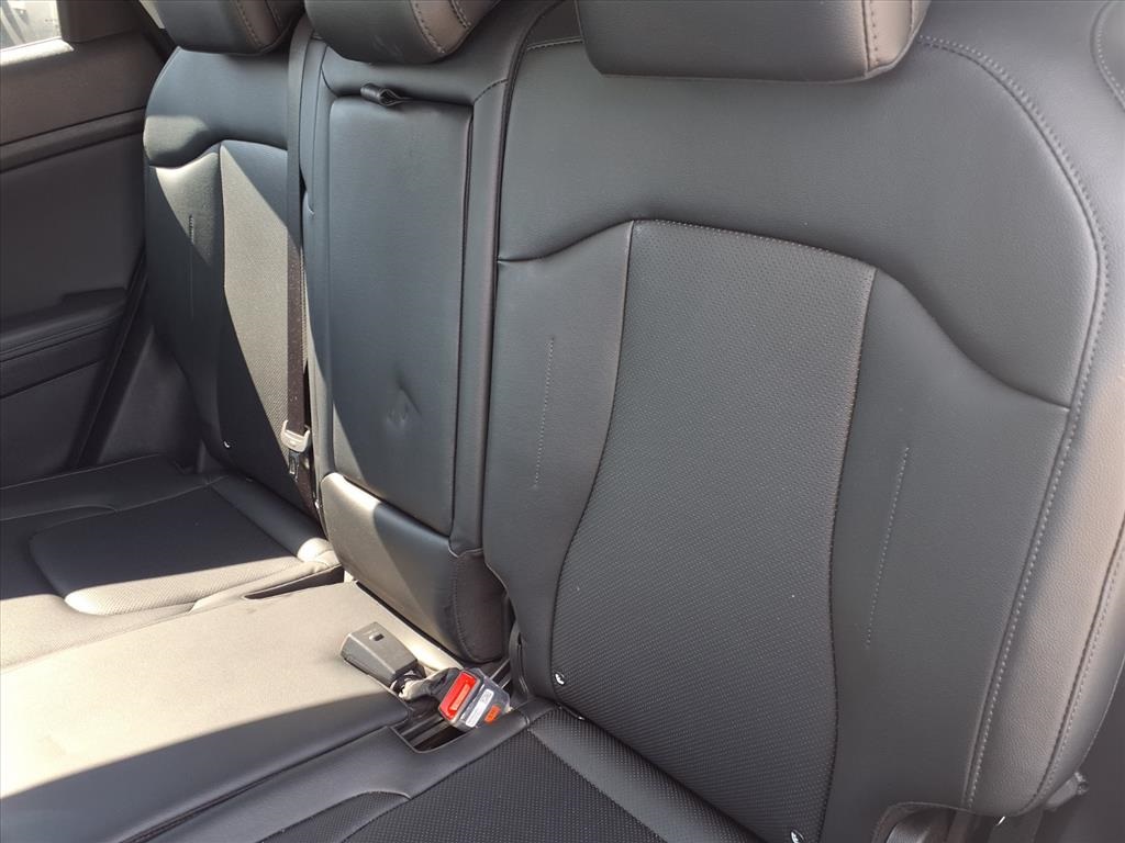 2025 Kia Sportage EX - 8