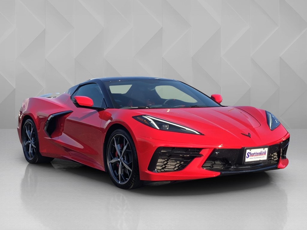 2022 Chevrolet Corvette Stingray - 2