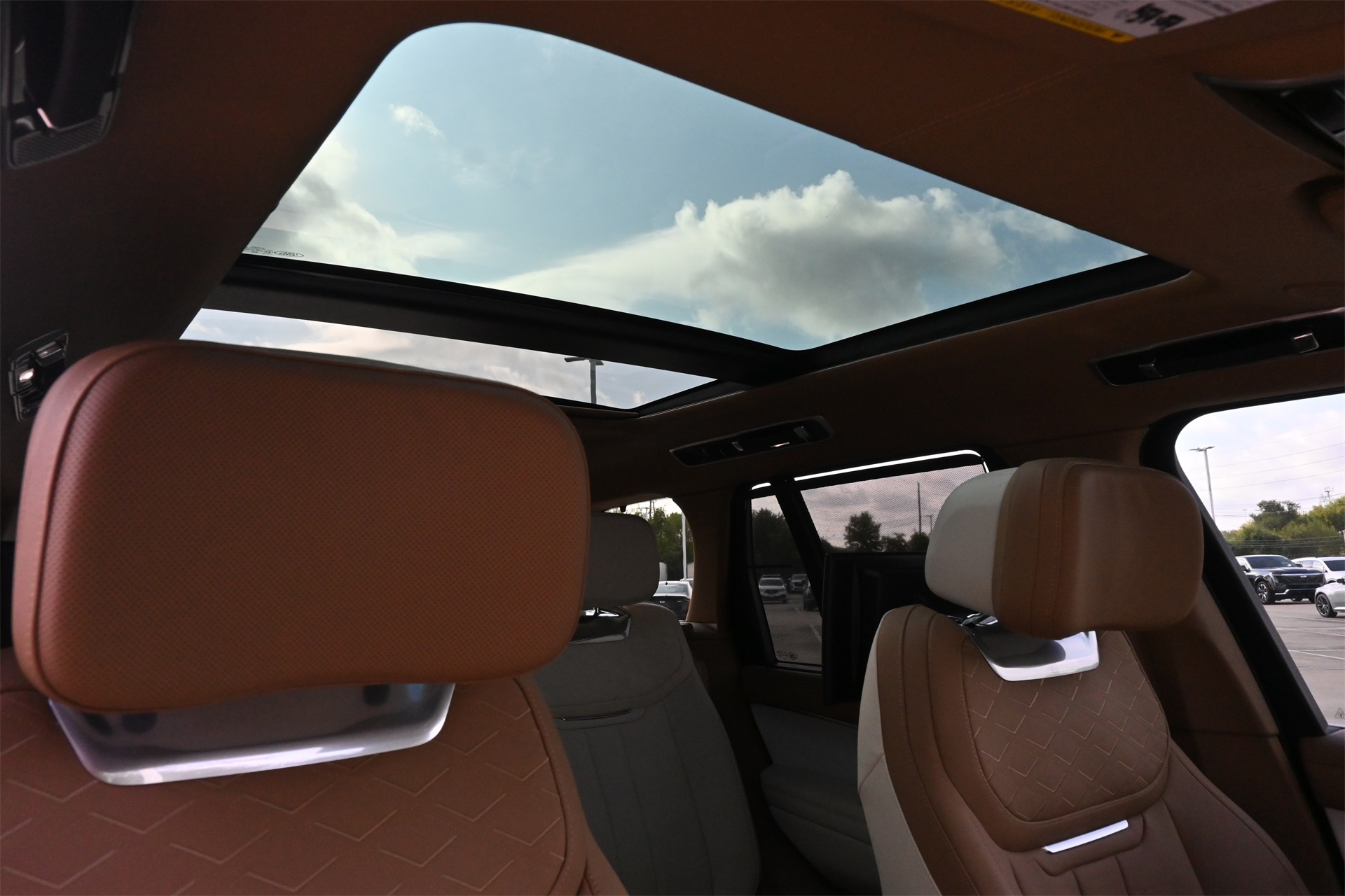 2024 Land Rover Range Rover SV White at Bayway Cadillac of The Woodlands