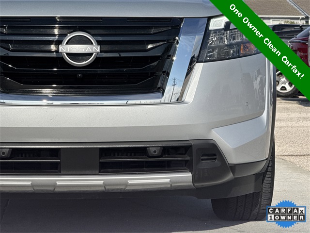 2025 Nissan Pathfinder SL - 3