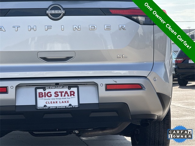 2025 Nissan Pathfinder SL - 8