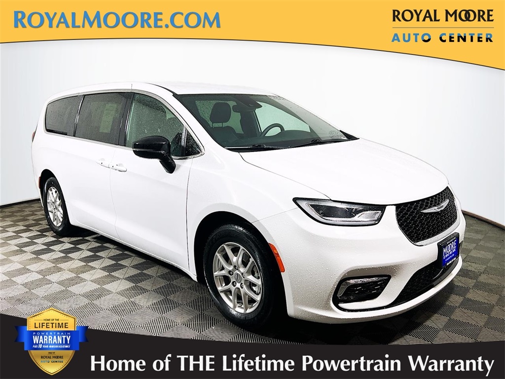 2025 Chrysler Pacifica Select FWD