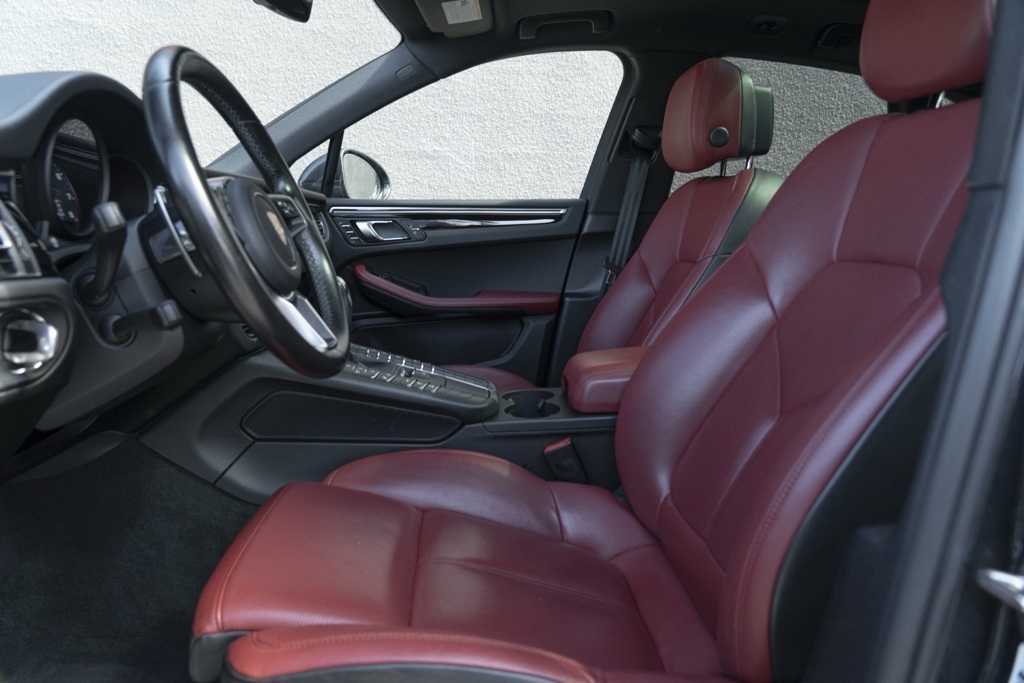 2021 Porsche Macan Base - Photo 26