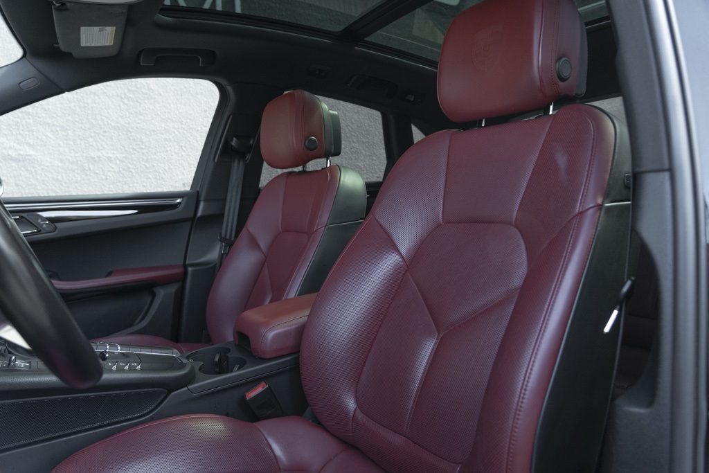2021 Porsche Macan Base - Photo 3