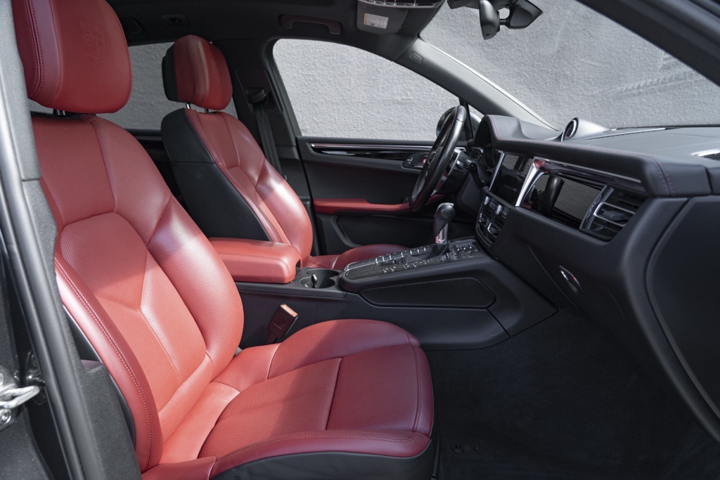 2021 Porsche Macan Base - Photo 33