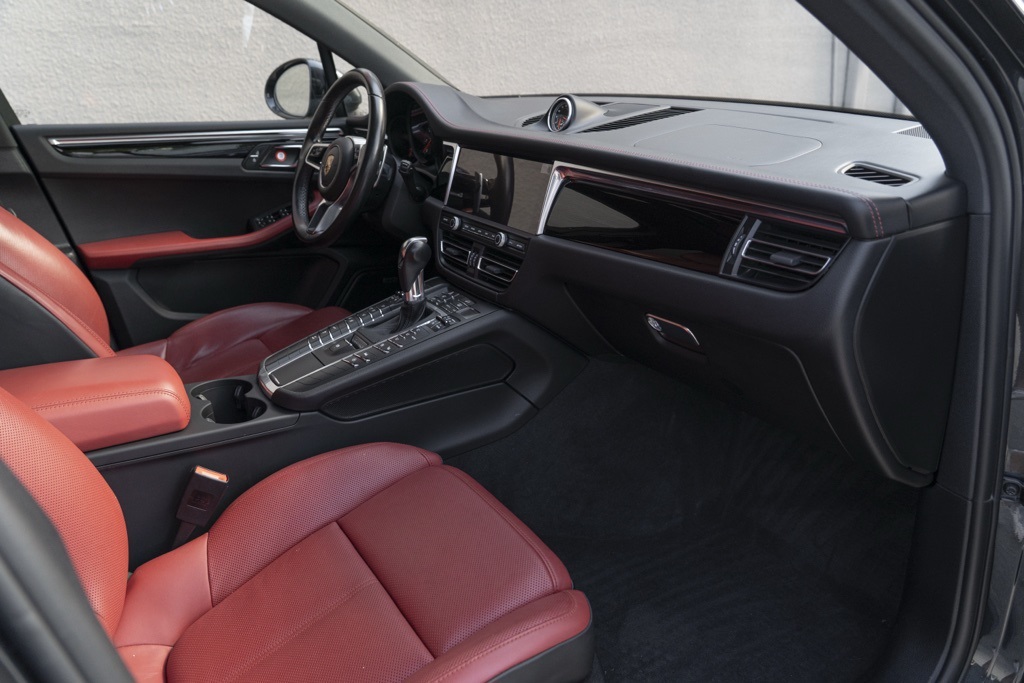 2021 Porsche Macan Base - Photo 35