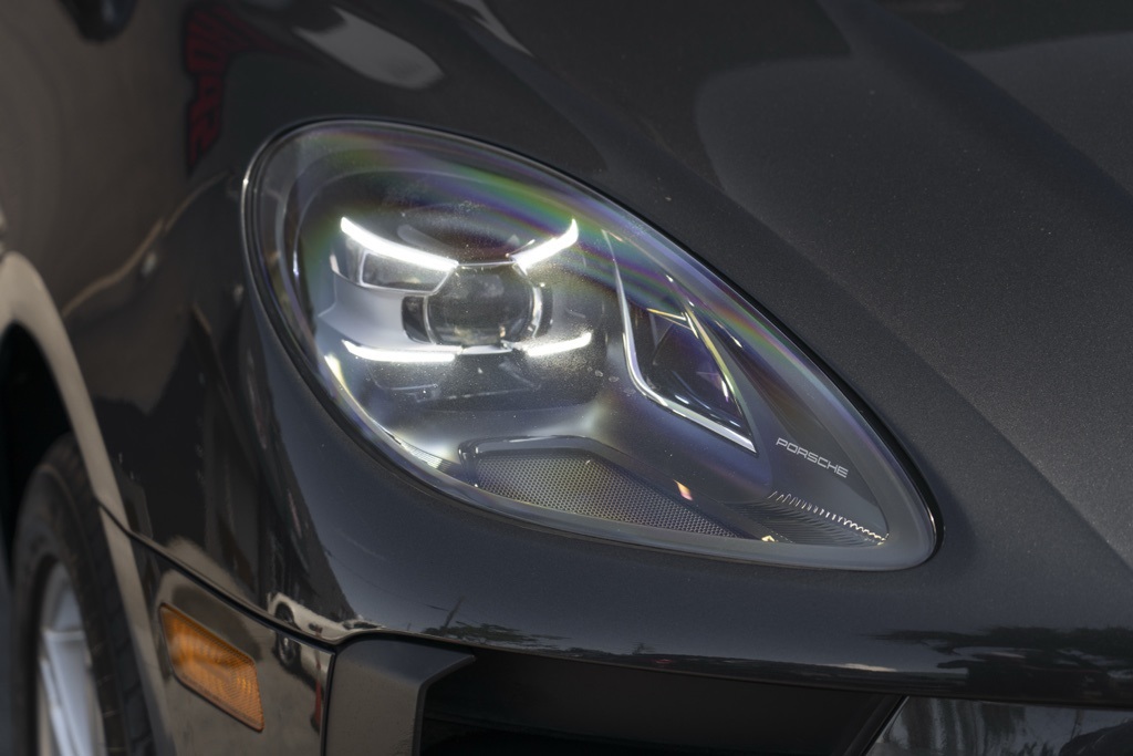 2021 Porsche Macan Base - Photo 43