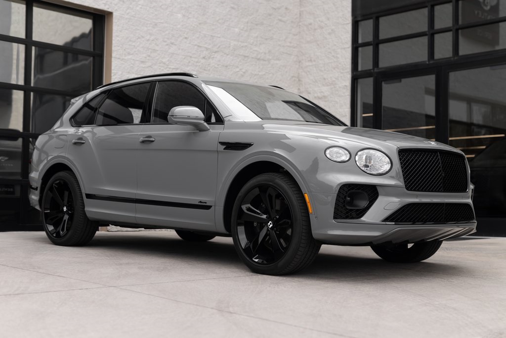 2023 Bentley Bentayga Azure's photo